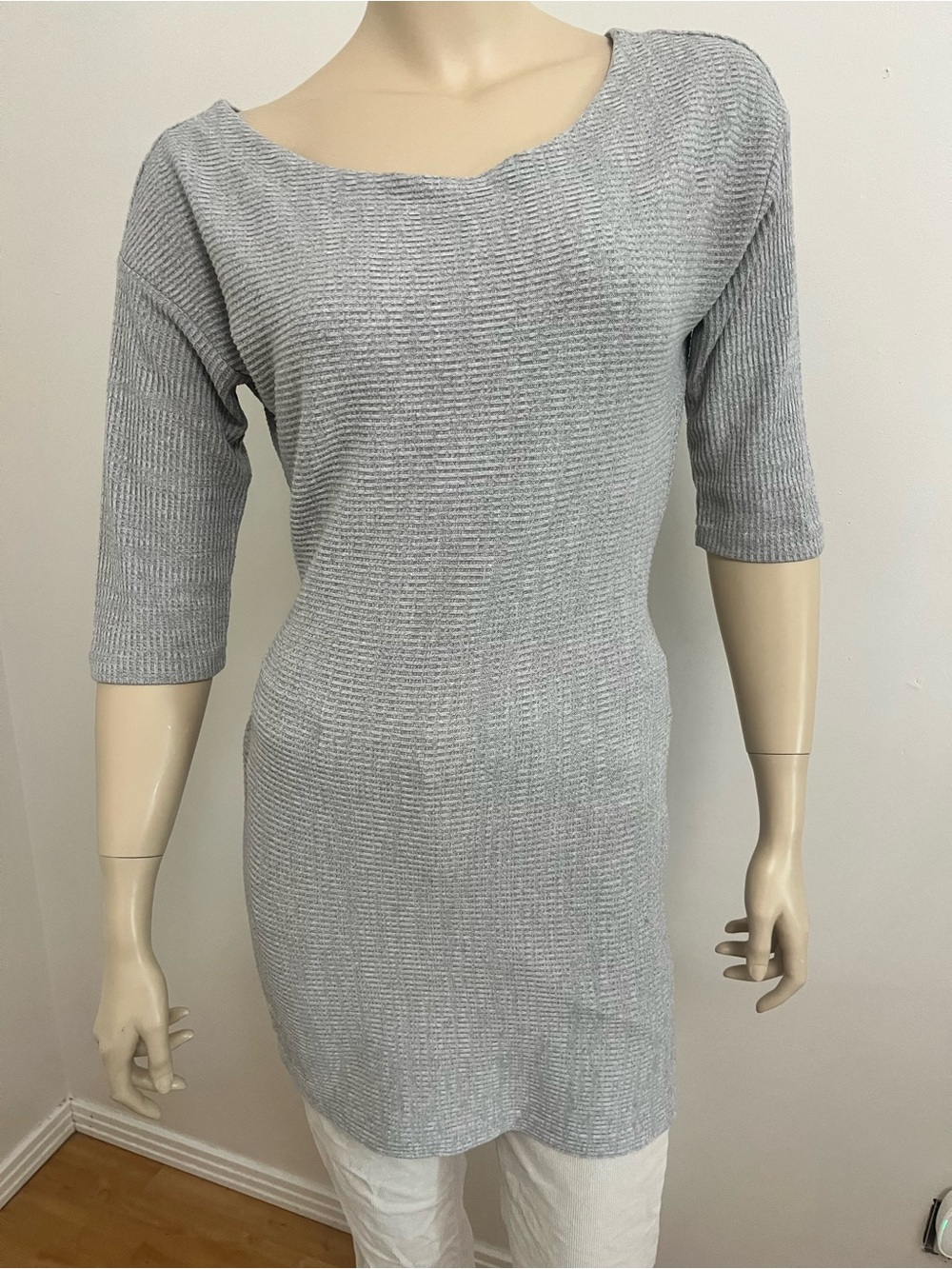 Dynamite Light Gray Ribbed Knit Long Sleeve tunic